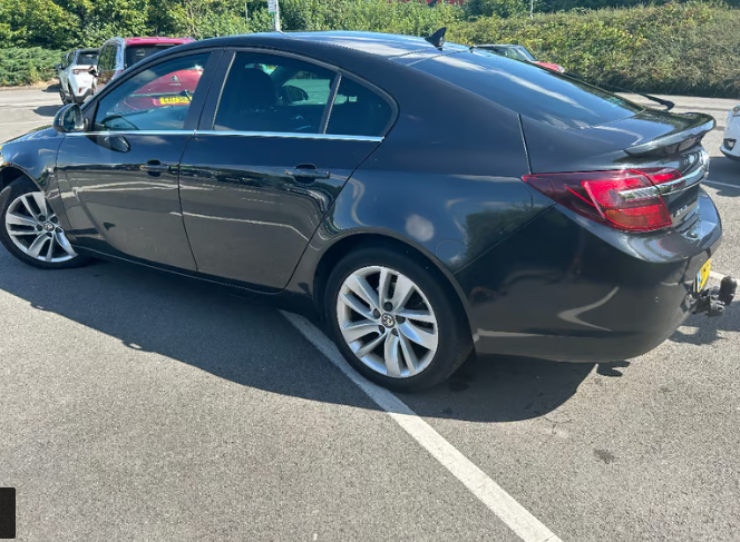 Vauxhall, INSIGNIA, Hatchback,Black, 2014, Manual, 1956 (cc), 5 doors